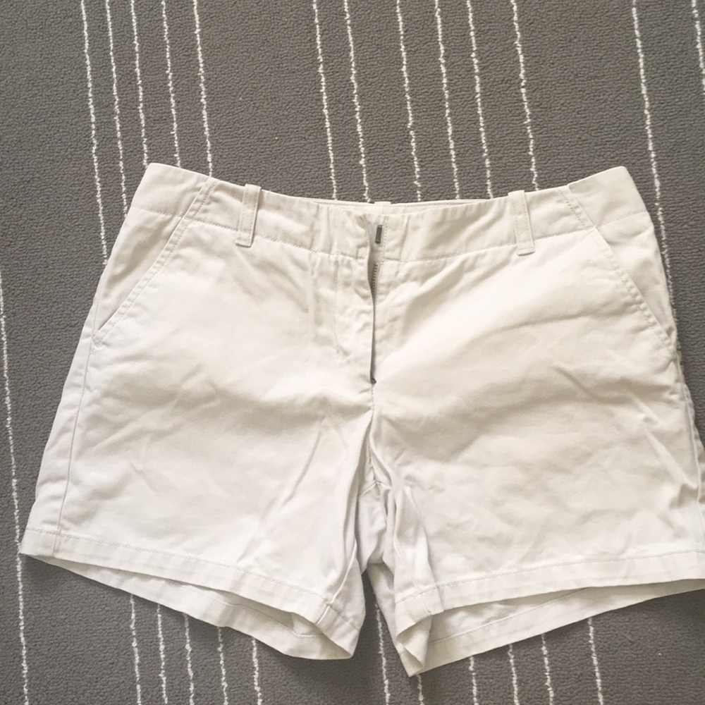 Excellent cond. j crew 5” inseam chino shorts